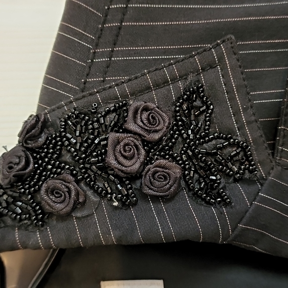 DKNY Suit Jacket with Bling size: 10.       RN#52002 - Picture 9 of 10